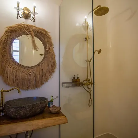 Fino Private Jacuzzi In