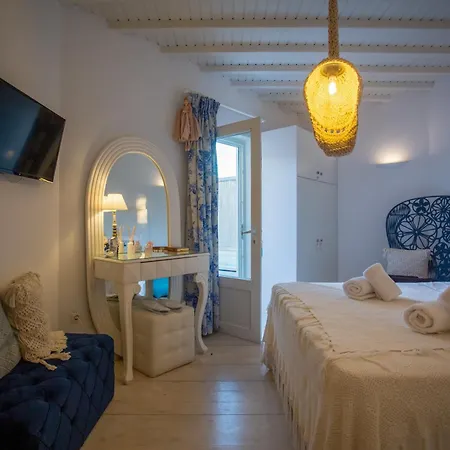 Fino Private Jacuzzi In Mykonos Town
